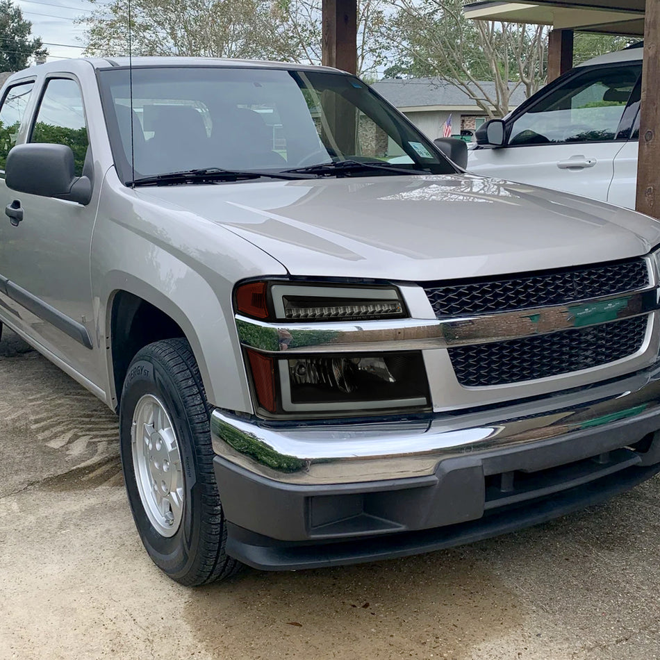 2004-2012 Chevrolet Colorado GMC Canyon/2006-2008 ISUZU I-Series Sequential Turn Signal Factory Style Headlights with LED Bar (Matte Black Housing/Smoked Lens)