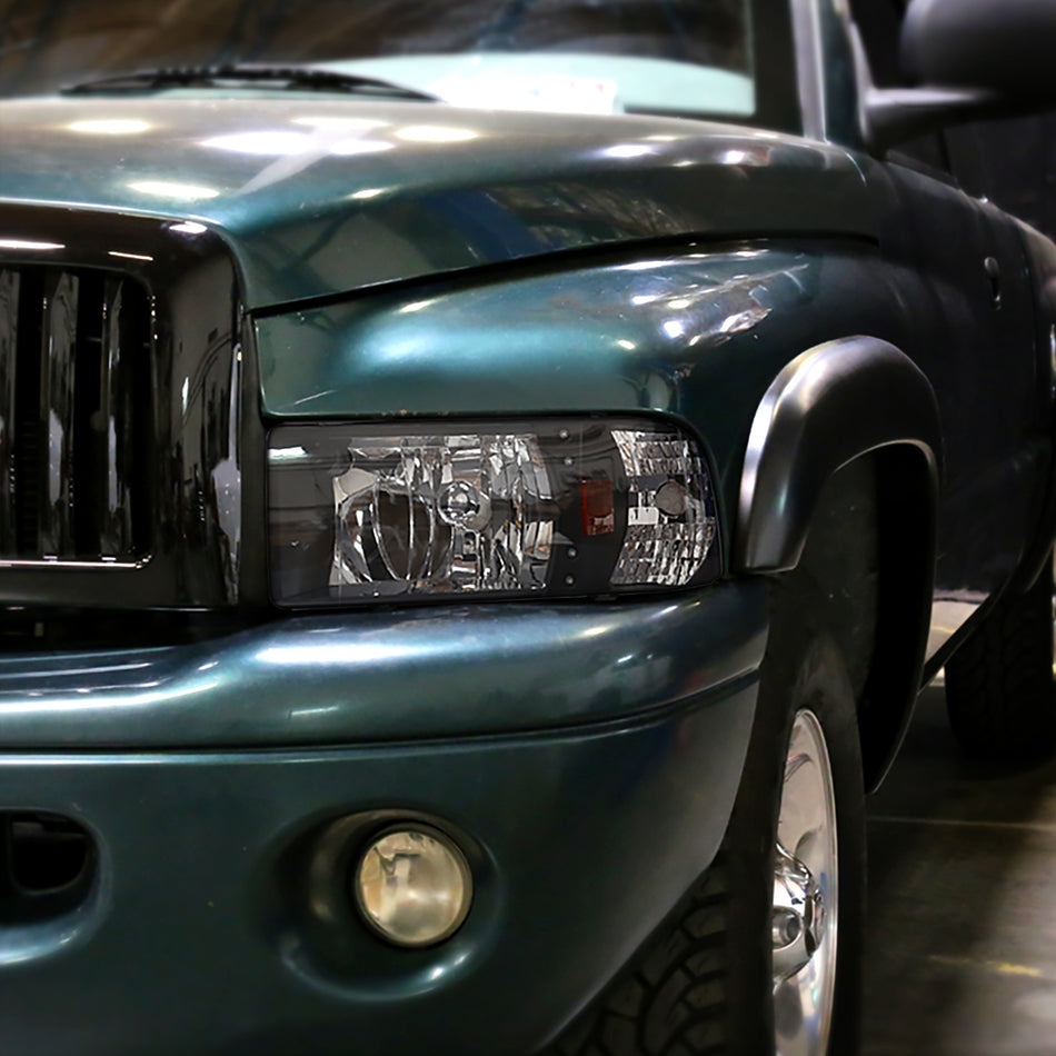 1994-2001 Dodge RAM 1500/ 1994-2002 Dodge RAM 2500 3500 Crystal Headlights (Matte Black Housing/Clear Lens)