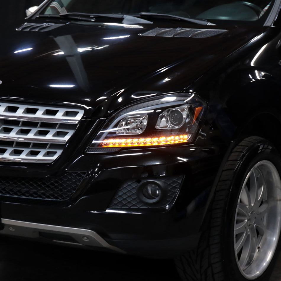 2009-2011 Mercedes Benz W164 ML-Class LED Sequetial Turn Signal Projector Headlights (Matte Black Housing/Clear Lens)