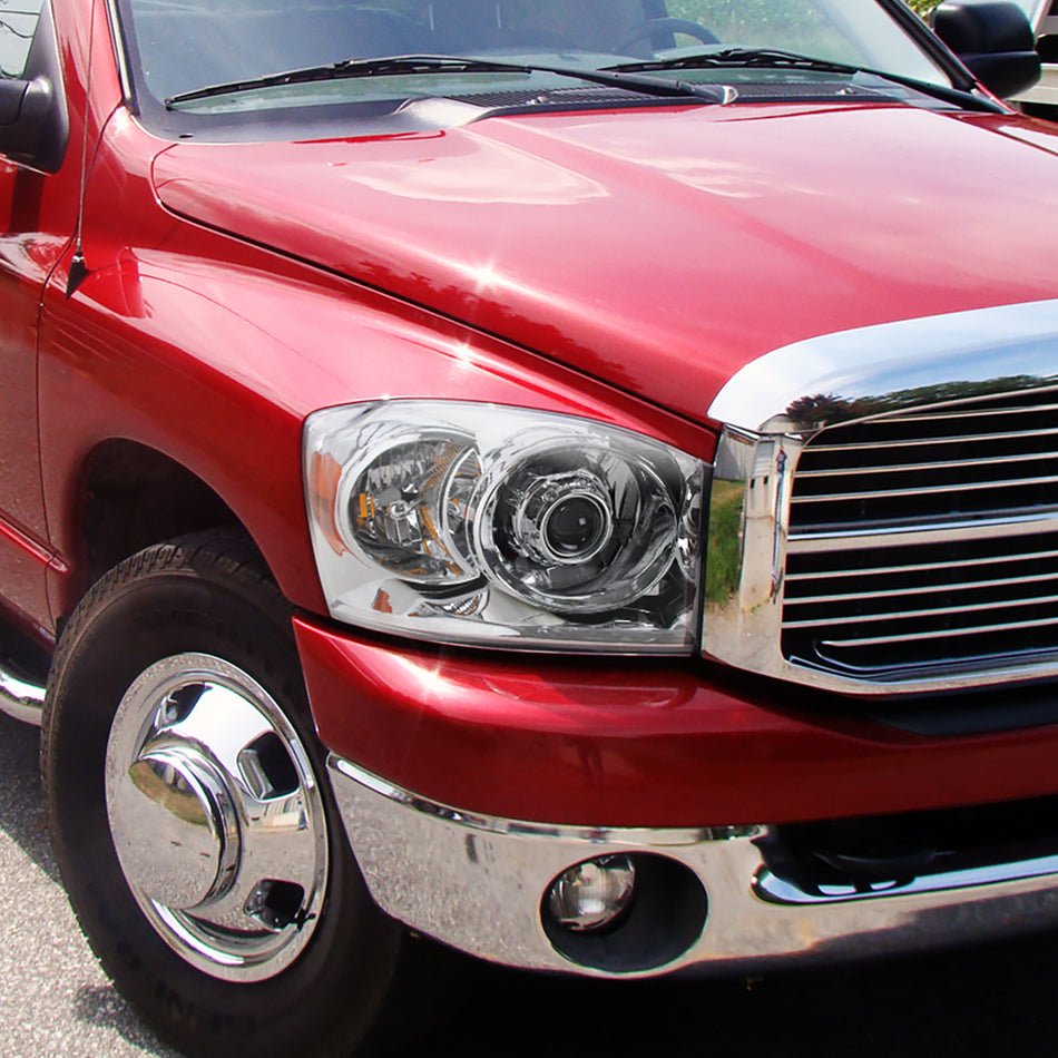 2006-2008 Dodge RAM 1500/ 2006-2009 RAM 2500 3500 Retro Style Projector Headlights (Chrome Housing/Clear Lens)