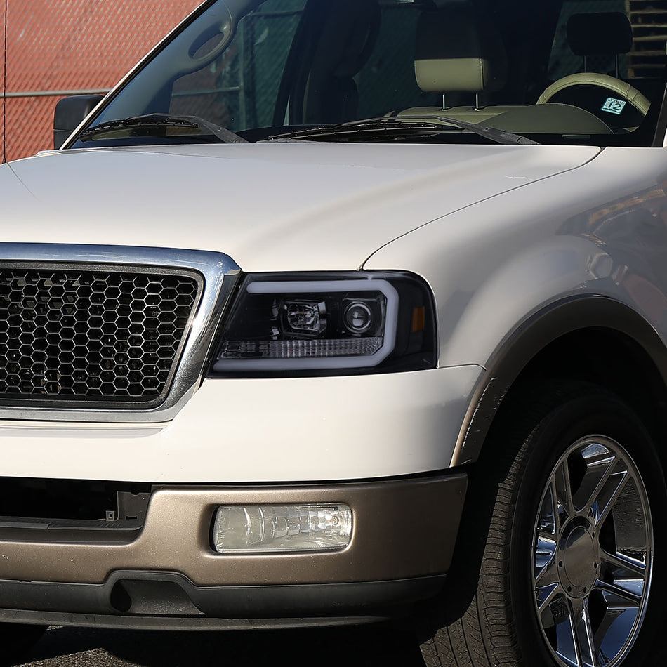 2004-2008 Ford F-150/ 2006-2008 Lincoln Mark LT LED C-Bar Projector Headlights (Glossy Black Housing/Smoked Lens)