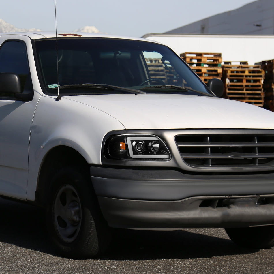 1997-2004 Ford F-150 / 1997-2002 Expedition LED C-Bar Projector Headlights (Jet Black Housing/Clear Lens)
