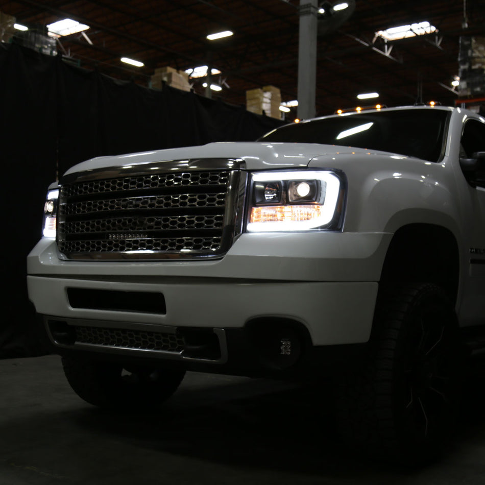 2007-2013 GMC Sierra 1500 / 2007-2014 Sierra 1500HD 2500HD 3500HD / 2009-2013 Sierra 1500 Hybrid LED C-Bar Projector Headlights (Matte Black Housing/Clear Lens)