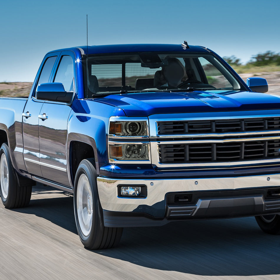 2014-2015 Chevrolet Silverado 1500 Projector Headlights w/ Chrome Trim (Chrome Housing/Light Smoked Lens)