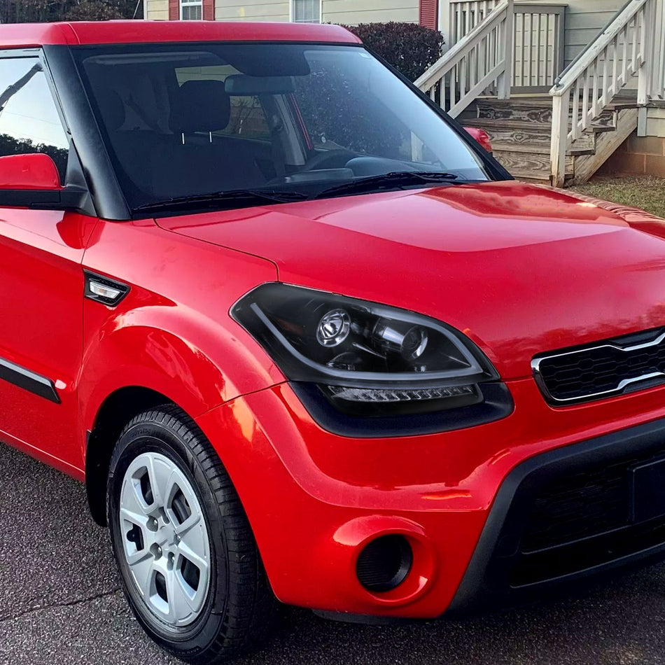 2010-2011 Kia Soul Projector Headlights w/ LED Light Bar & LED Turn Signal Lights (Glossy Black Housing/Smoked Lens)