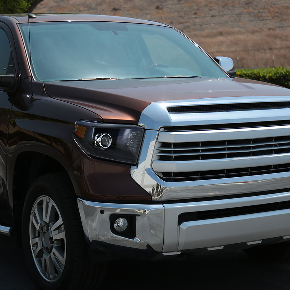2014-2021 Toyota Tundra Retro Style V2 Projector Headlights (Matte Black Housing/Clear Lens)