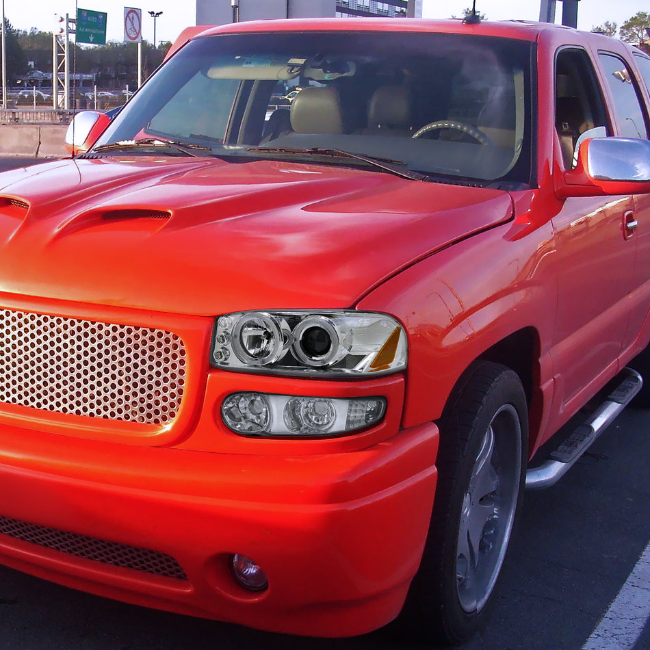 2000-2006 GMC Sierra/Yukon/Yukon XL Denali Bumper Lights (Chrome Housing/Clear Lens)