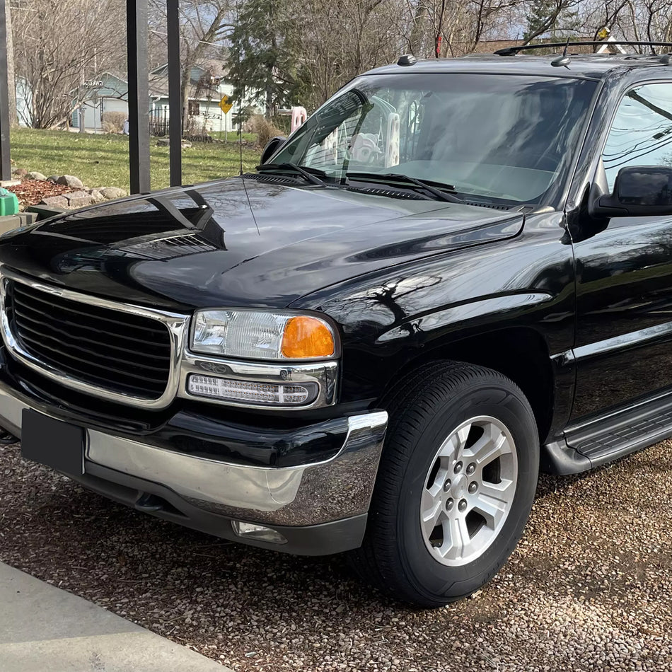 1999-2007 GMC Sierra/Yukon/Yukon XL Bumper Lights w/ Sequential Turn Signal Lights (Chrome Housing/Clear Lens)