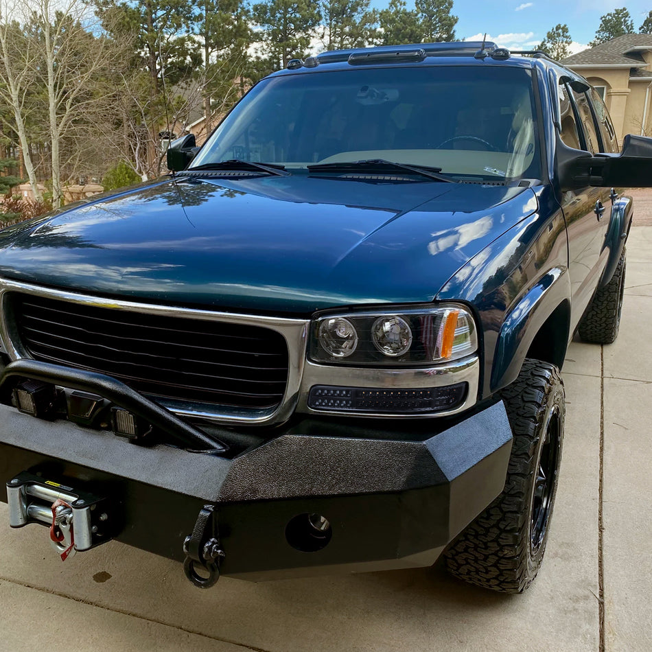 1999-2007 GMC Sierra/Yukon/Yukon XL Bumper Lights w/ Sequential Turn Signal Lights (Glossy Black Housing/Smoked Lens)