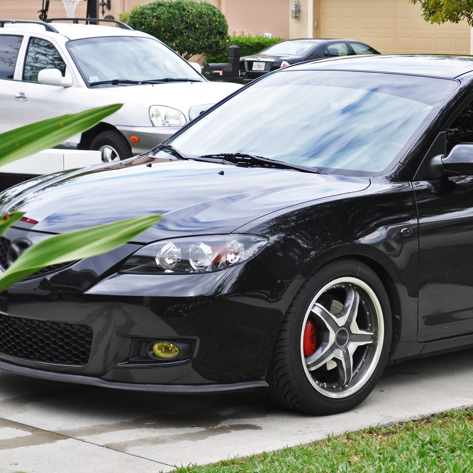 2007-2009 Mazda 3 Sedan H11 Fog Lights Kit (Chrome Housing/Yellow Lens)