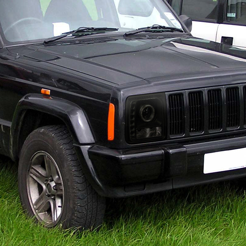 1997-2001 Jeep Cherokee Halo Projector Headlights w/ SMD LED Light Strip (Black Housing/Smoked Lens)