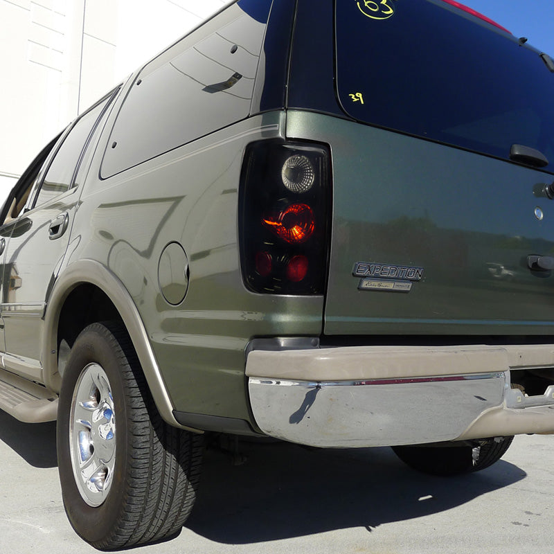 1997-2002 Ford Expedition Tail Lights (Glossy Black Housing/Smoked Lens)