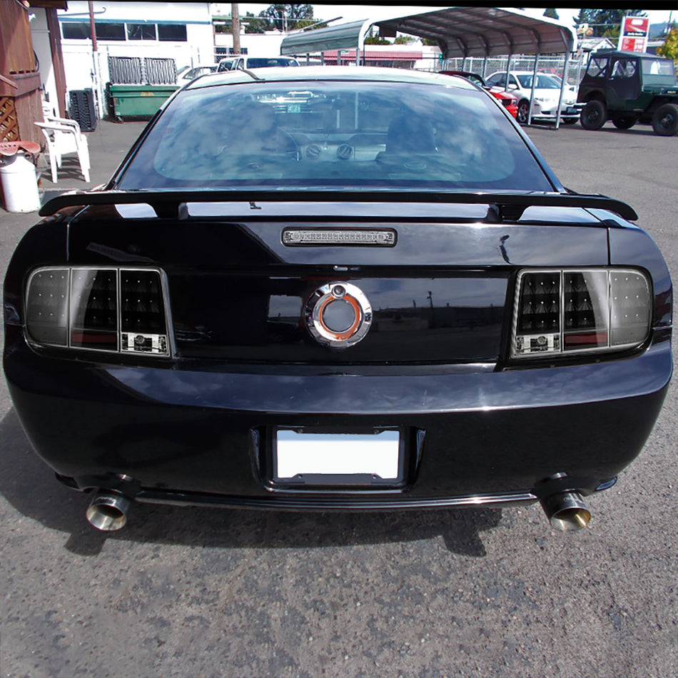 2005-2009 Ford Mustang Sequential LED Tail Lights (Matte Black Housing/Clear Lens)