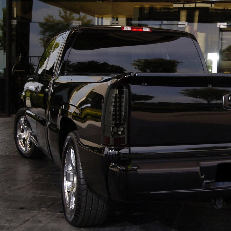 2003-2006 Chevrolet Silverado LED Tail Lights (Chrome Housing/Smoked Lens)