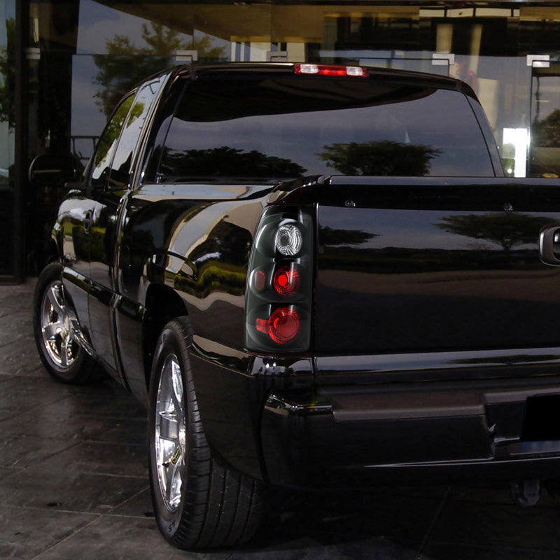 2003-2006 Chevrolet Silverado Tail Lights (Matte Black Housing/Clear Lens)