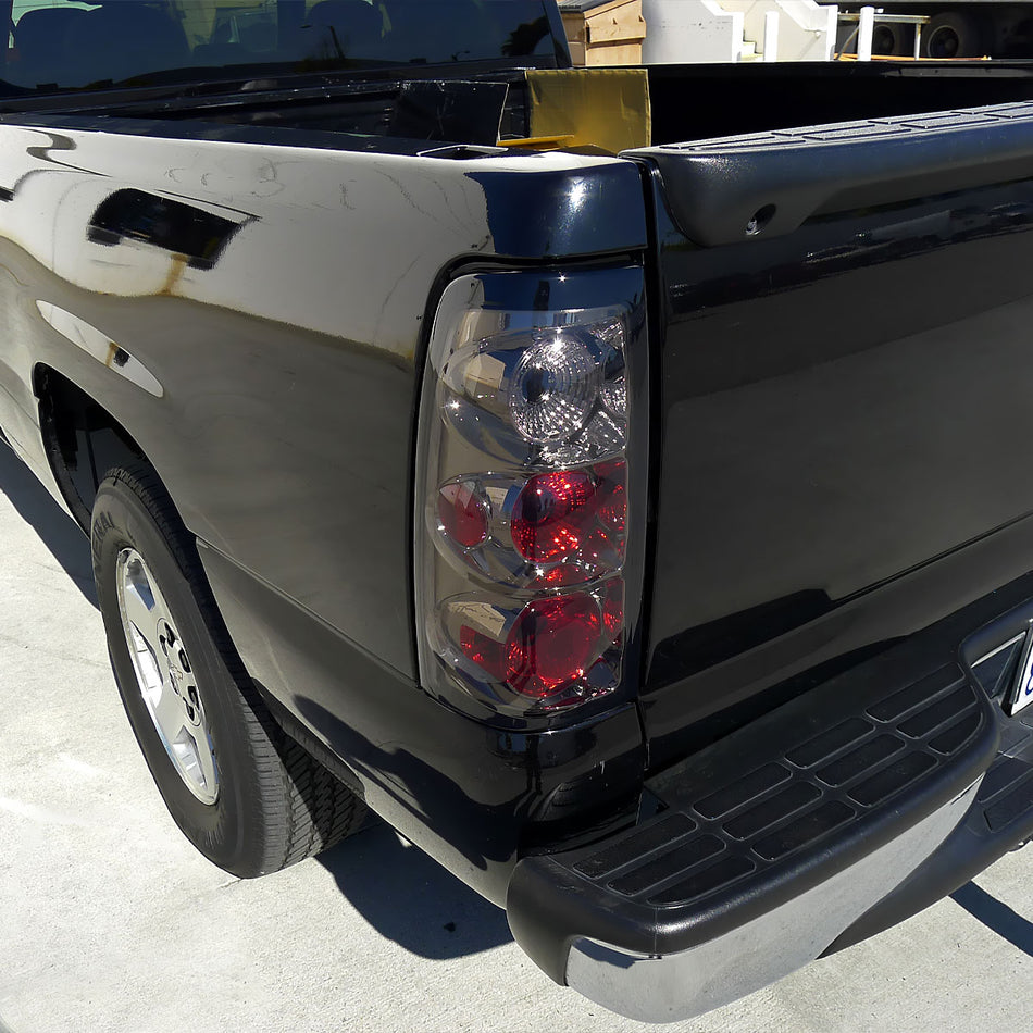 1999-2002 Chevrolet Silverado/ 1999-2006 GMC Sierra Tail Lights (Chrome Housing/Smoked Lens)