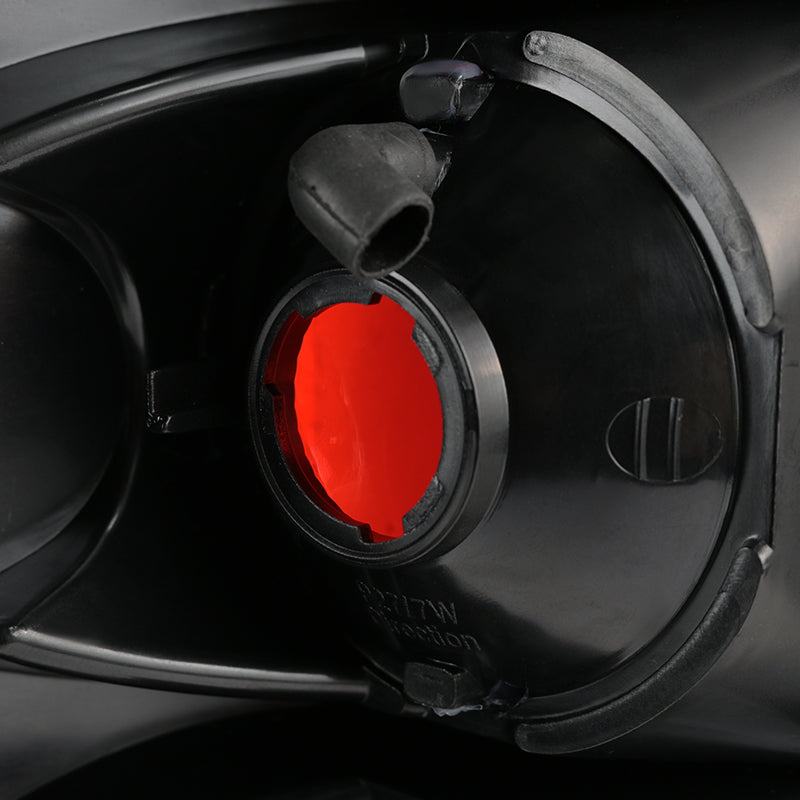 1999-2002 Chevrolet Silverado/ 1999-2006 GMC Sierra Tail Lights (Matte Black Housing/Clear Lens)
